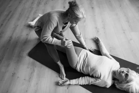 Partner Thai Massage Workshop @ Santosa Yoga