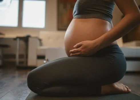 Online: Pränatal Yoga @ Urban Yoga Westend