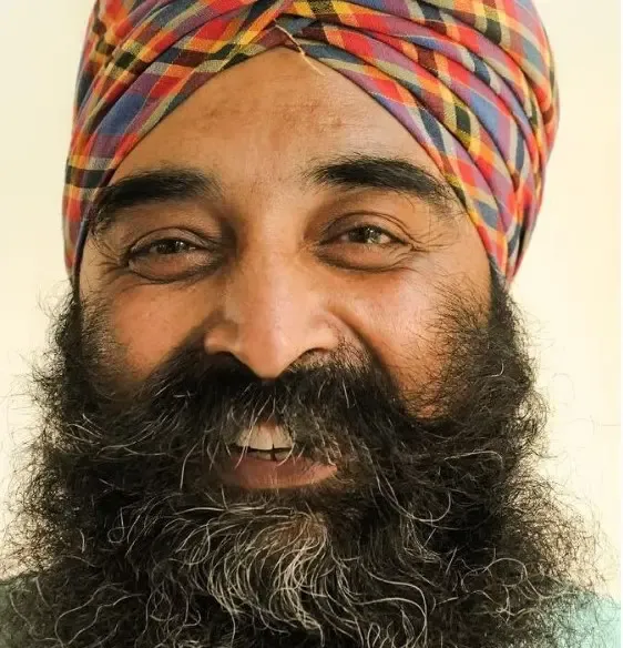 8 LIMBS OF YOGA - Transformation course with Surinder Singh - LIVE @ Yoga-T-Raum