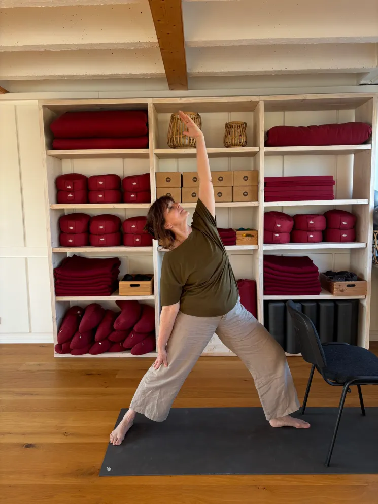 Yoga 60 plus • Mittwochs • 10:00 • 90 Min • Präventionskurs ab 22. Juli @ Yoga Vidya Osnabrück