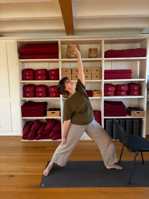 Yoga 60 plus • Mittwochs • 10:00 • 90 Min • Präventionskurs ab 22. Juli @ Yoga Vidya Osnabrück
