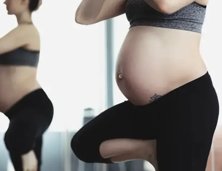 Yoga in der Schwangerschaft I vor Ort & Online @ wilma's tante