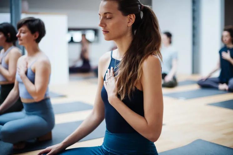 New Moms - Yoga zur Rückbildung | LEVEL 1 | Studio Ottensen @ TRIBE Yoga Base