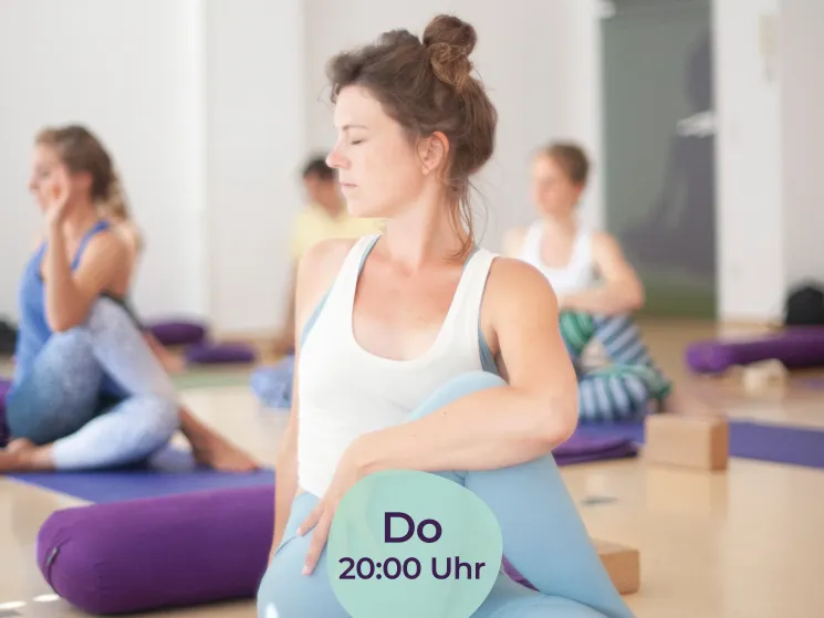 Hatha Yoga - Sanftes Yoga - Moonlight ab 16.04.26 @ Studio Yogaflow Münster