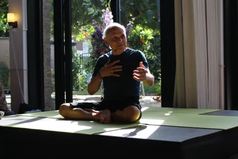 How to Open Your Heart? | Deep Dive into Pralaya Yoga with Robert Boustany | All Levels @ Yogasite