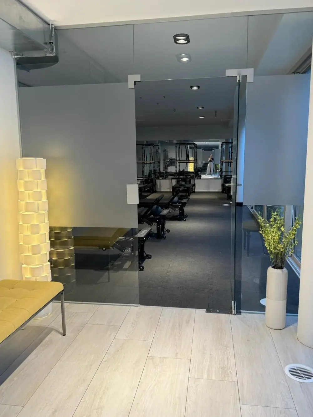 BEYOND PILATES LA/Vienna