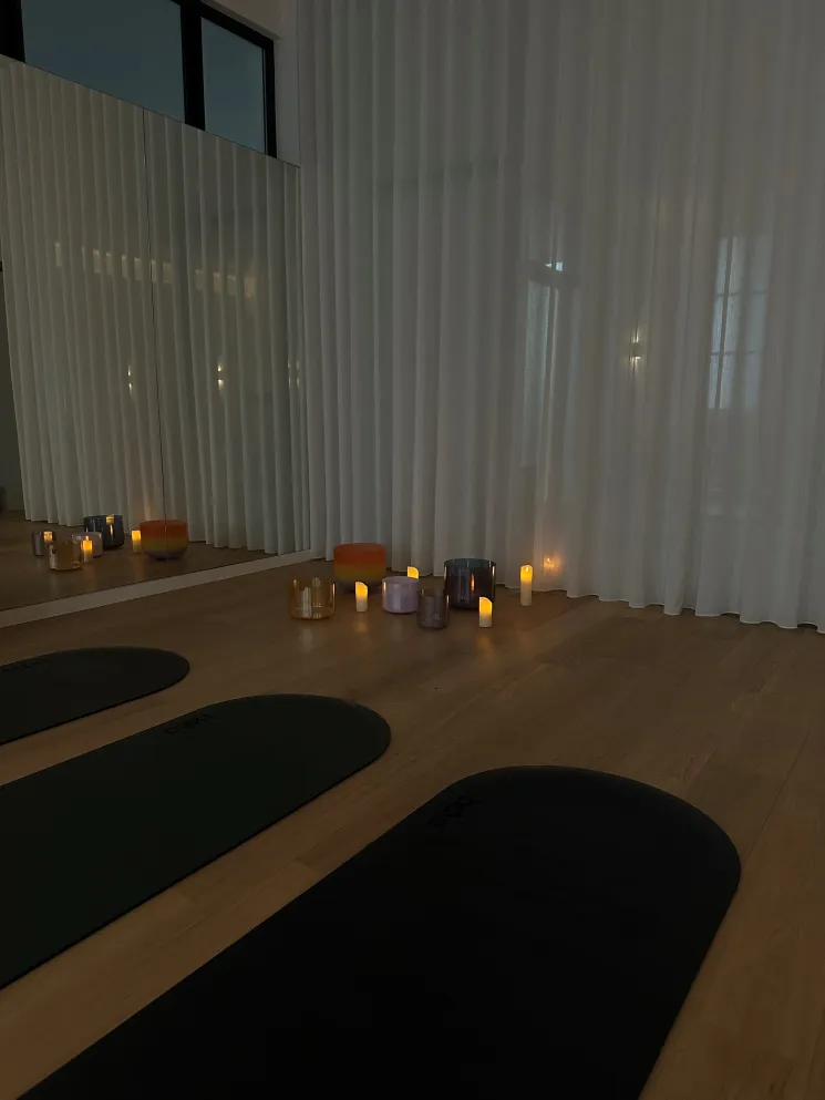 ✨ Séance Spéciale : Pilates & Sound Healing ✨ @ Vela Studio