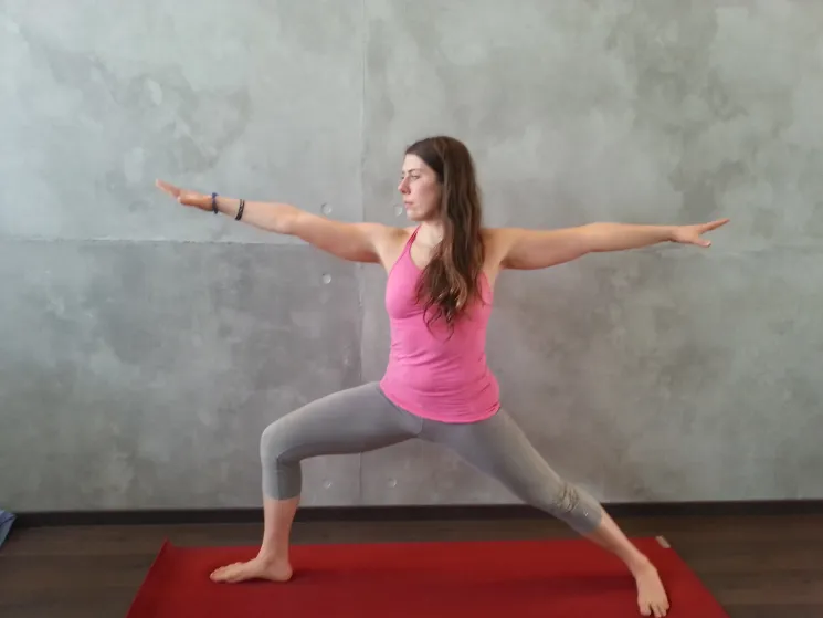 Special (ONLINE): Revitalisierender Yogaflow mit Kathrin Pfeifer @ UNIT Yoga Online Studio