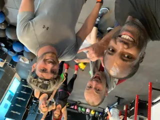 Dieser Anbieter hat keine Bildbeschreibung für dieses Bild hinterlegt