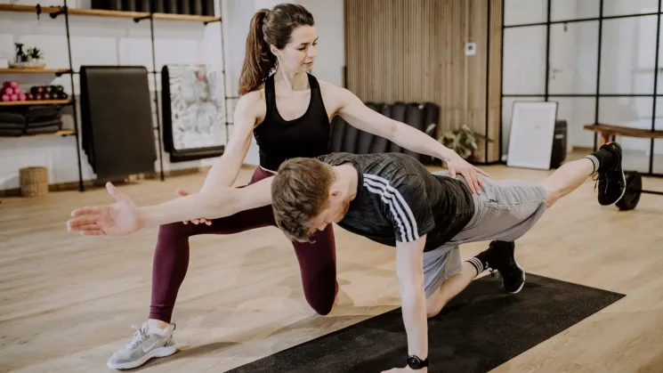 Physioflow ♥ Sportphysiotherapie + Yoga + Pilates (LIVESTREAM) @ The Bodyworkers