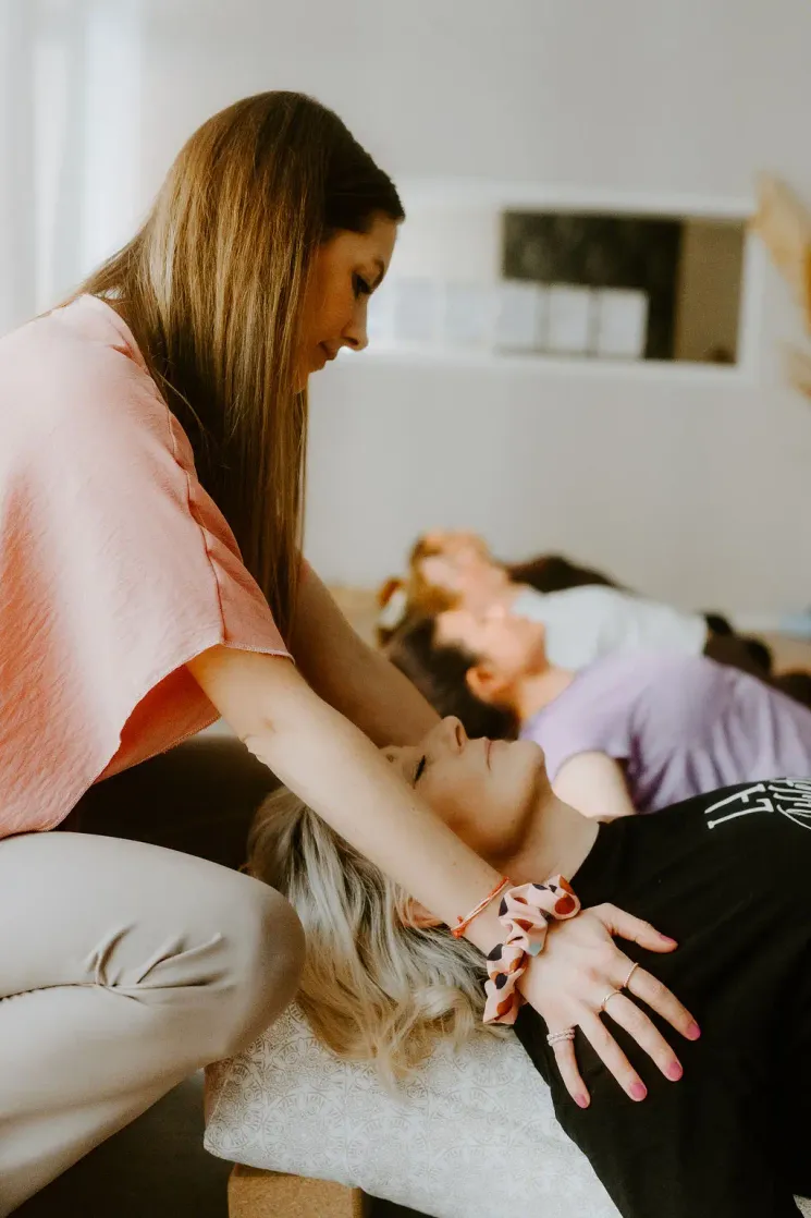 YIN & HEALING TOUCH @ CLARITY Yoga
