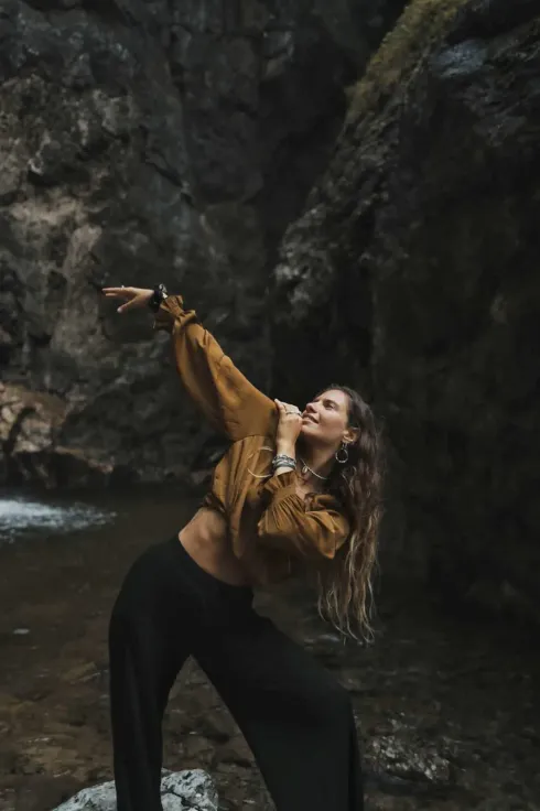 Meditation Stretch & Dance Flow @ STONEBITE STUDIOS