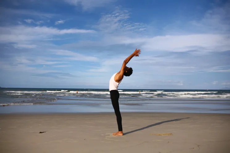  Prana volltanken zum Jahresbeginn mit 108 Sonnengrüßen - VOR ORT @ Yoga Vidya Frankfurt