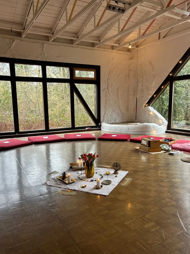 RETREAT Be Love ♡ Be Light ♡ Be You COLOURFUL FEELINGS mit JayJay & Benni im Westerwald @ JayJay Yoga