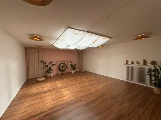 Dieser Anbieter hat keine Bildbeschreibung für dieses Bild hinterlegt