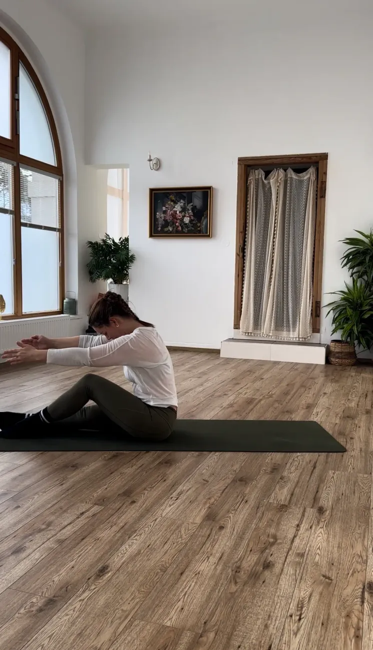 Easy Barre Pilates @ balancedmind pilates - Irmi Lechner
