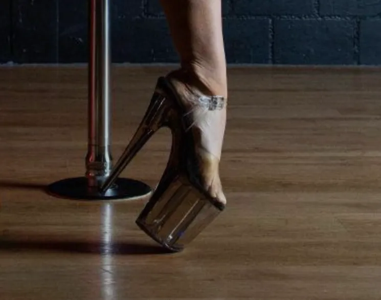 3-Week Sensual Pole Heels Choreo Course @ artifly pole dance studio