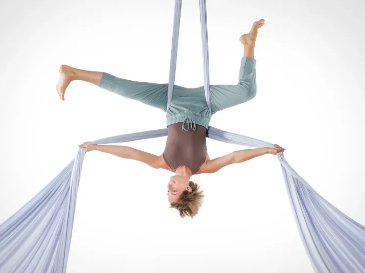 Silks:Legs Crochet Lab BEG @ Aerial Silk Vienna
