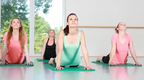 Yoga (Präsenz und online) @ JCAH e.V.