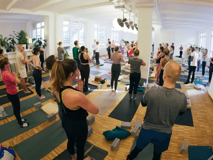STREAM Studio Schöneberg - Pilates, Level 1&2 (in engl.) @ yogafürdich Schöneberg