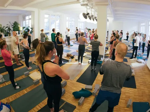 STREAM Studio Schöneberg - Pilates, Level 1&2 (in engl.) @ yogafürdich Schöneberg