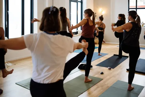 ONLINE Dynamic Flow @ Urban Yoga Altona