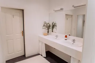 Dieser Anbieter hat keine Bildbeschreibung für dieses Bild hinterlegt