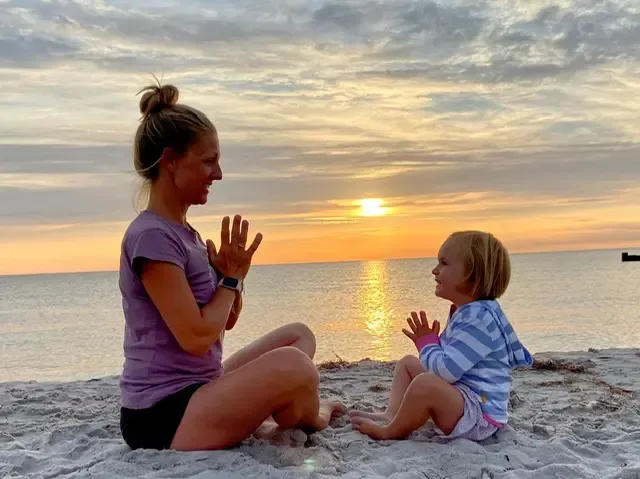 Familienyoga (3-5 jährige Kinder) @ Yogastern