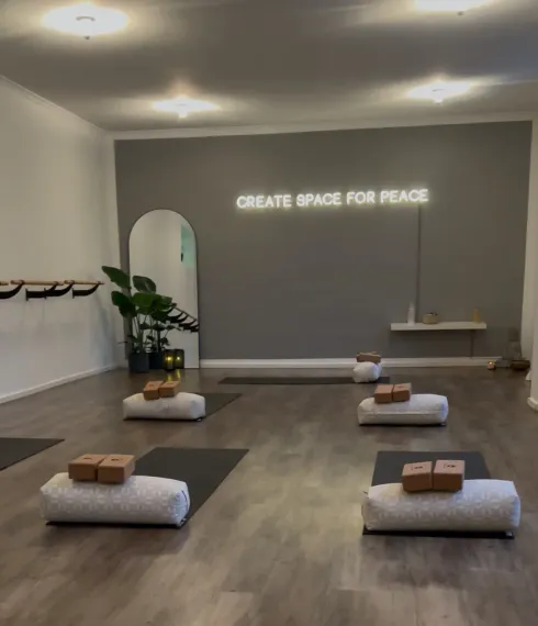 Yoga Basics – Beginner (8 Wochen) @ Happy day Studio