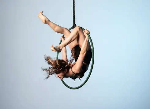 Lyli - Aerial Hoop Dynamics, Drops and Rolls  @ Aerial Silk Vienna