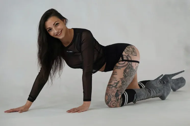 Bad Ass Floorwork mit Kim @ Da Becca Flow and Fit