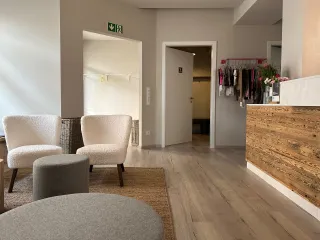 Dieser Anbieter hat keine Bildbeschreibung für dieses Bild hinterlegt