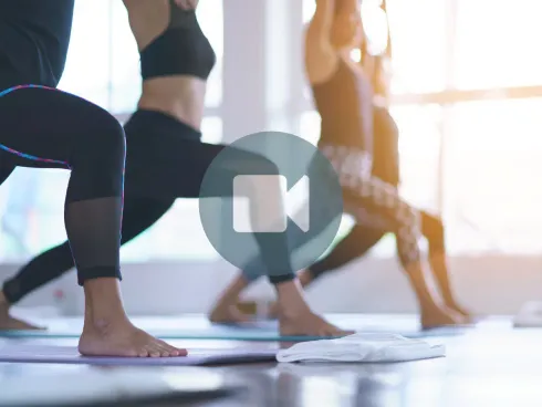 Online Vinyasa Yoga Level 1 @ YogaWerk