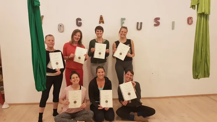 Aerial Yoga Level 1 Ausbildung - 30 Std @ Yogafusion