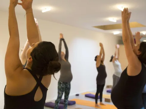 Yoga in der Schwangerschaft (Hybrid im Studio) @ Yogawerkstatt