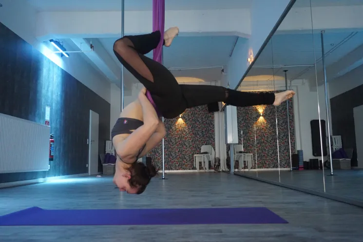 Aerial Yoga @ SECRET MOVES - Athletic Dance Studio