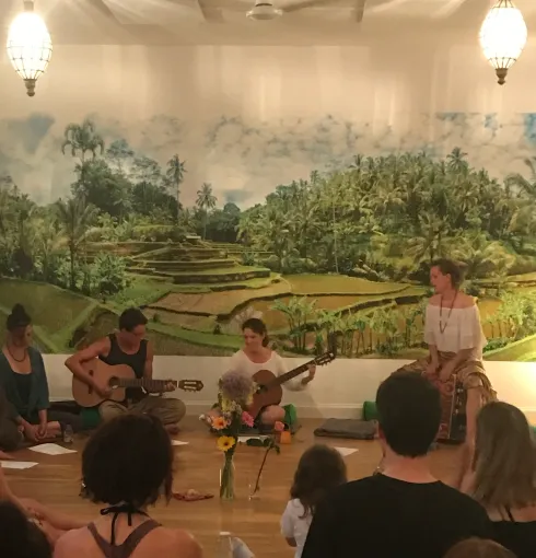 Bhakti Yoga – Mantra Singen im Prater @ Yoga Bali