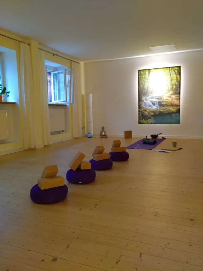 YoMeKla - Yoga * Meditation* Klang