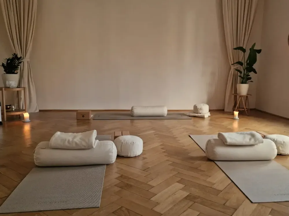 feel & flow Yoga