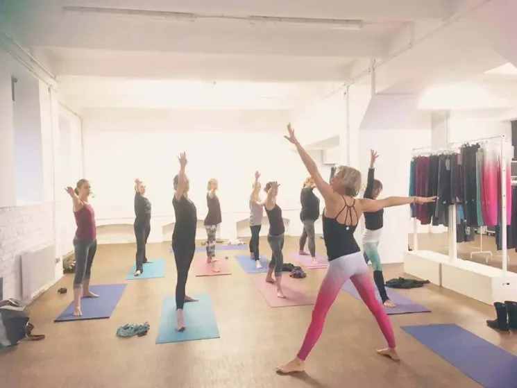 Ashtanga Yoga Basic Kurs Sonntag @ Yoga Moves