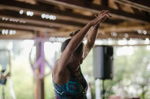 SOMATIC DANCE RITUAL @ www.yogaLEO.at @ Annemarie | VENUSfrequency  -  Annemarie Lombard Puntschart