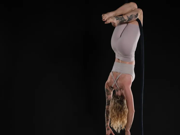 Aerial Silk & Rope - Knee grip Sequencing @ Aerial Infinity