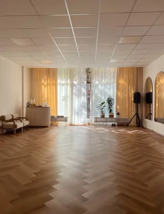 Dieser Anbieter hat keine Bildbeschreibung für dieses Bild hinterlegt