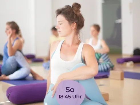 Hatha Yoga - Sanftes Yoga - Moonlight ab 17.05.2026 @ Studio Yogaflow Münster