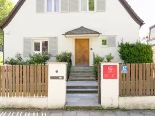 Dieser Anbieter hat keine Bildbeschreibung für dieses Bild hinterlegt