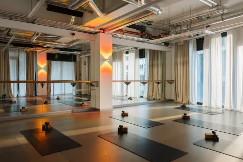 refine room