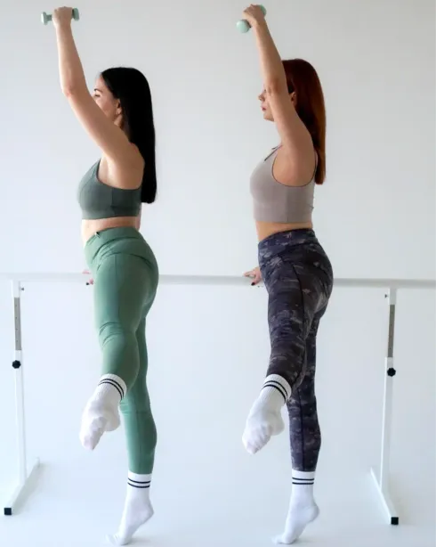 Barre Workout with Anastasia Mittwoch 18:10 UHR @ Ballettschule DANCEWORLD