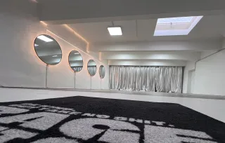 Dieser Anbieter hat keine Bildbeschreibung für dieses Bild hinterlegt