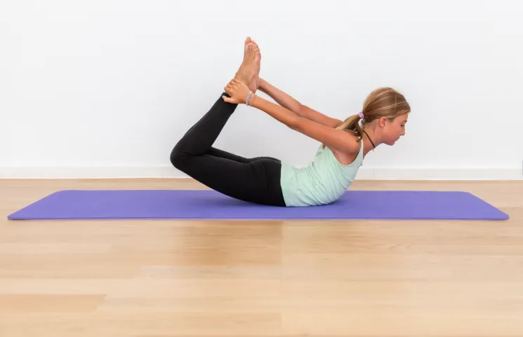 Teenyogakurs 11-16 Jahre - Präventionskurs @ Yogastern