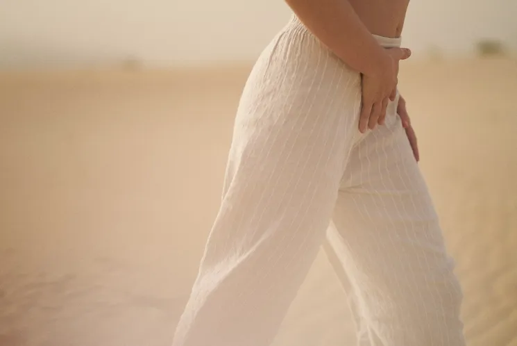 YONI MEDITATION ( A Journey to your Feminine Power ) w/ Ines @ STUDIO MOND